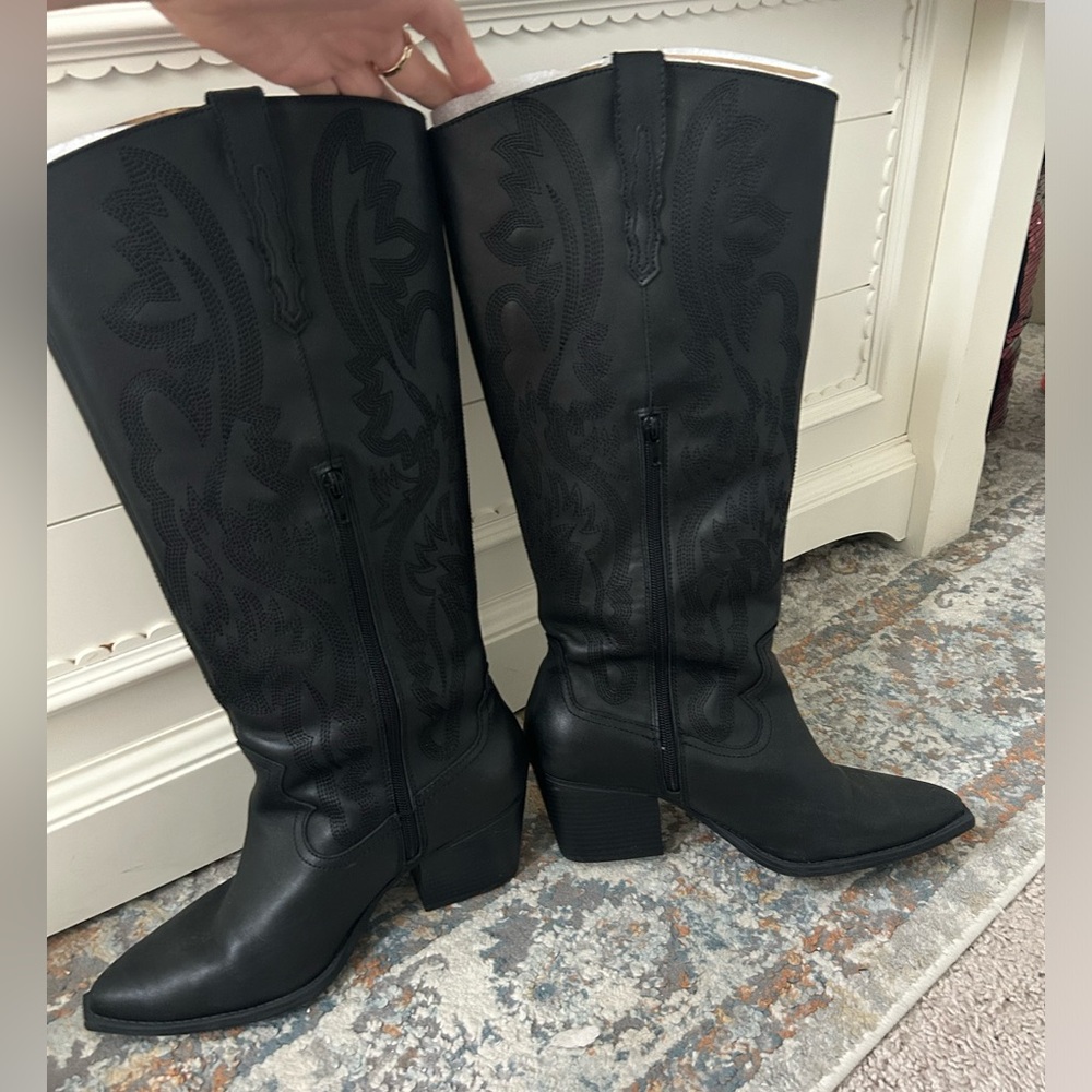 black tall cowboy western boots wide calf